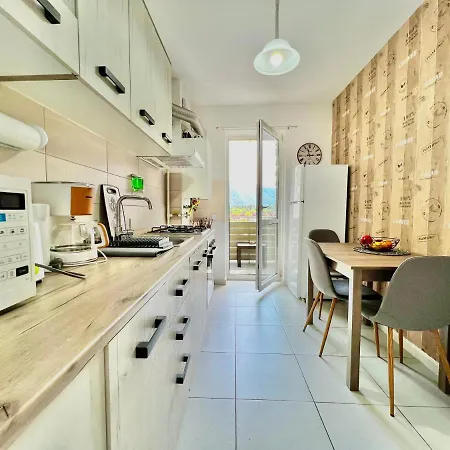 Studio 20 With Private Parking And Mountain View Apartment *
